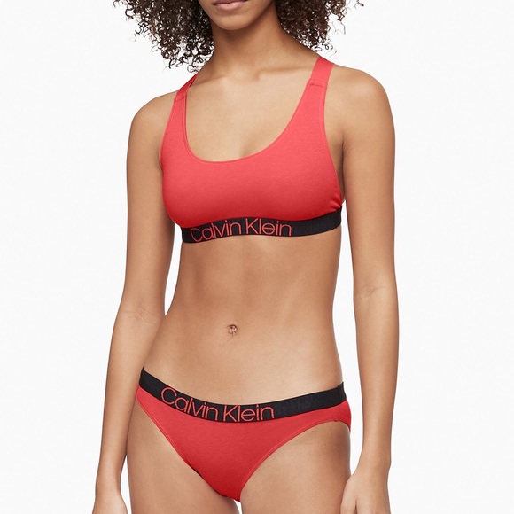 NWT Calvin Klein Reconsidered Comfort Unlined Bralette - Picture 1 of 4